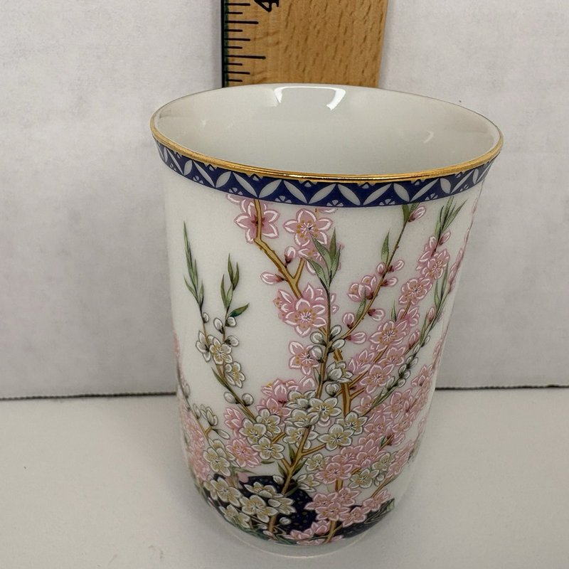1981 Franklin Porcelain Japan February Peach Blossom Cup Twelve Months of Year