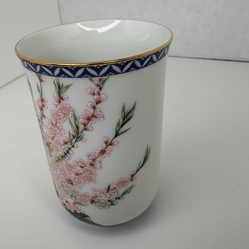 1981 Franklin Porcelain Japan February Peach Blossom Cup Twelve Months of Year