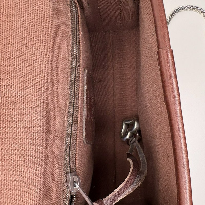 Brighton Oxblood Croc Leather Crossbody Silver Hearts All-Metal Chain Strap