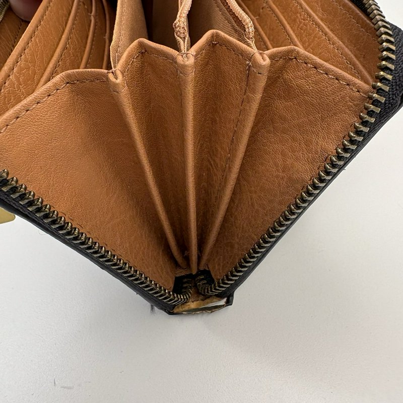 Fossil Emma RFID Zip Wristlet Wallet Black Geometric Dot-Stripe Tan 8x4