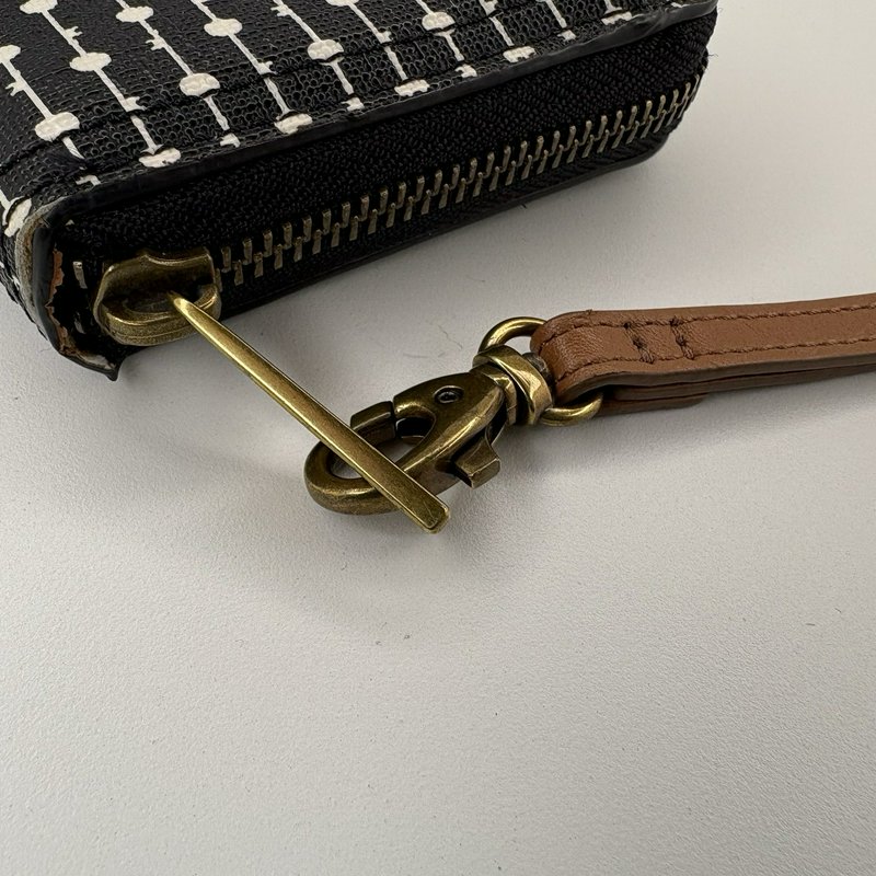 Fossil Emma RFID Zip Wristlet Wallet Black Geometric Dot-Stripe Tan 8x4