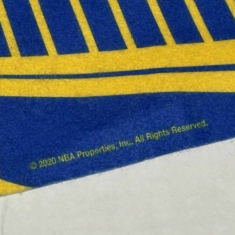 Golden State Warriors Pro Standard Jersey Size L + Felt Pennant NBA 7x Champs