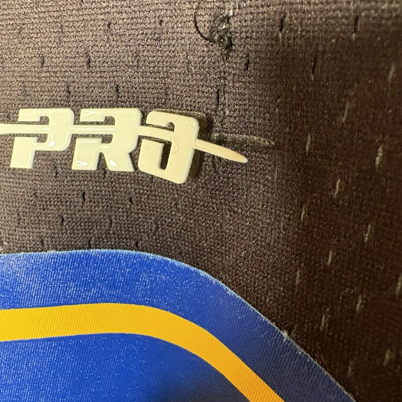 Golden State Warriors Pro Standard Jersey Size L + Felt Pennant NBA 7x Champs