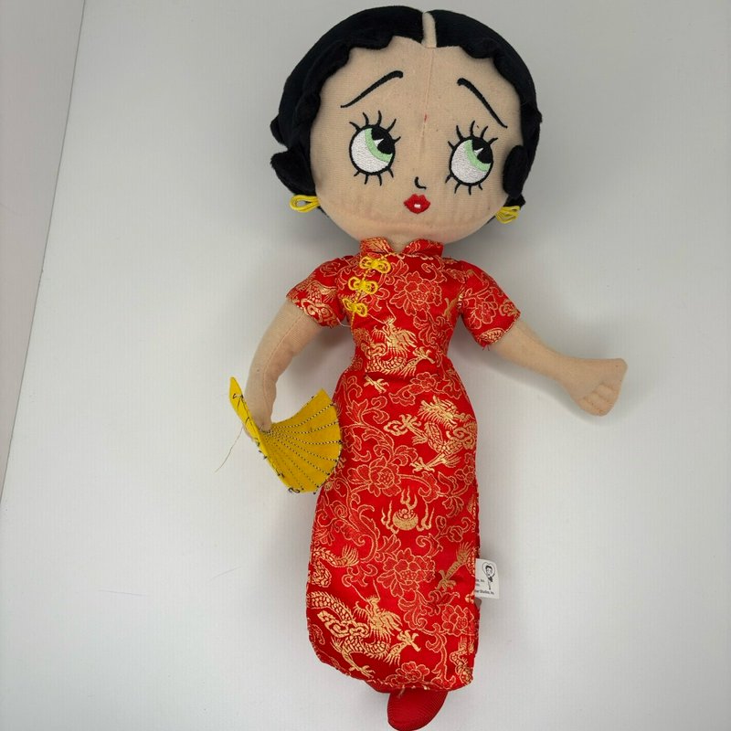 Betty Boop 15” Plush Doll Red Brocade Dress w/ Yellow Fan 2011 NEN China