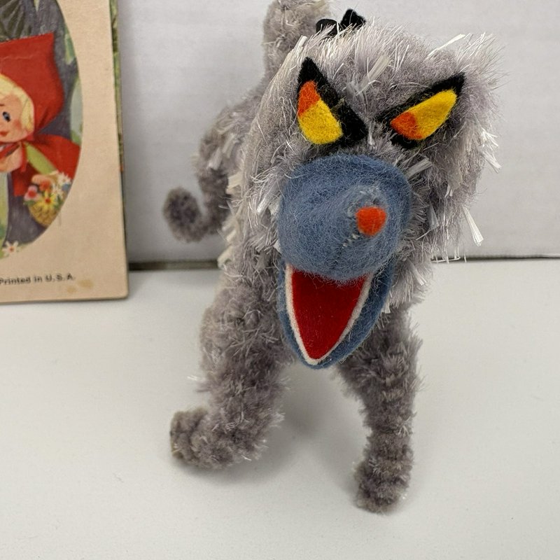 1966 Mattel Storybook Kiddles Liddle Red Riding Hiddle Doll Wolf & Book