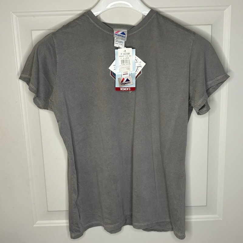 Majestic Women’s Philadelphia Phillies Gray Short Sleeve T-Shirt Size XL NWT