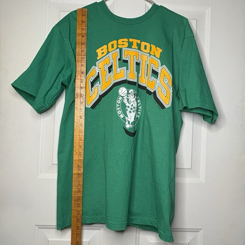 Vintage 1990 Boston Celtics Logo 7 T-Shirt L Green NBA Made USA Single Stitch