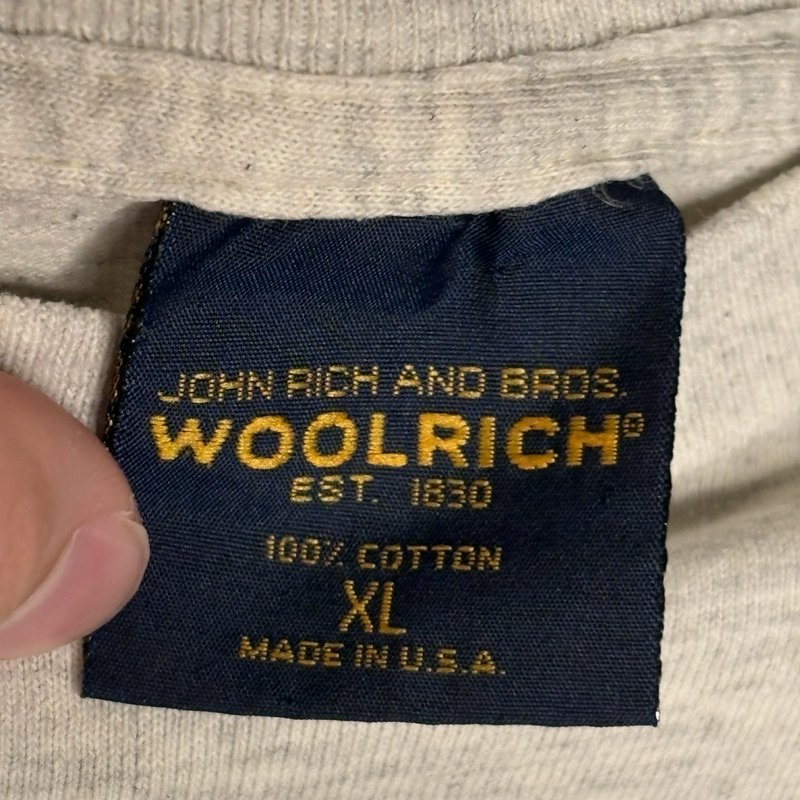 Vintage Woolrich USA Made T-Shirt XL Gray Petroglyph Graphic Outdoor Hiking