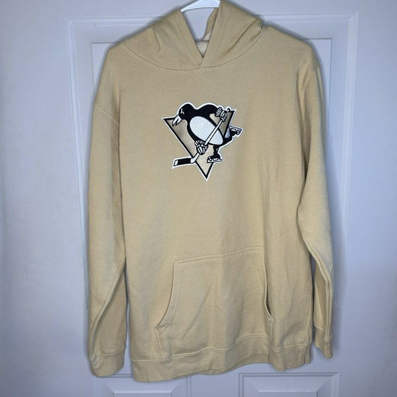 Reebok “Face Off Apparel” NHL Penguins Gold Hoodie Youth Extra Large