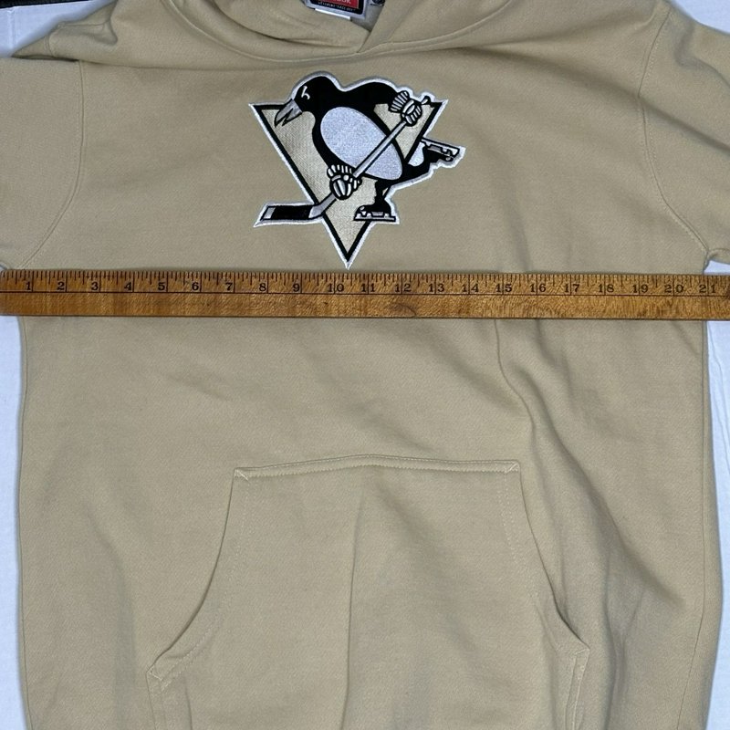 Reebok “Face Off Apparel” NHL Penguins Gold Hoodie Youth Extra Large