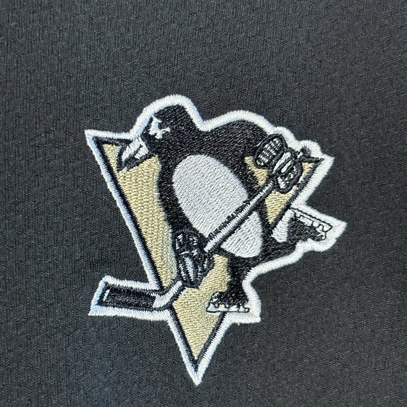 Pittsburgh Penguins Quarter Zip Pullover Small Black Gold NHL Knights Apparel