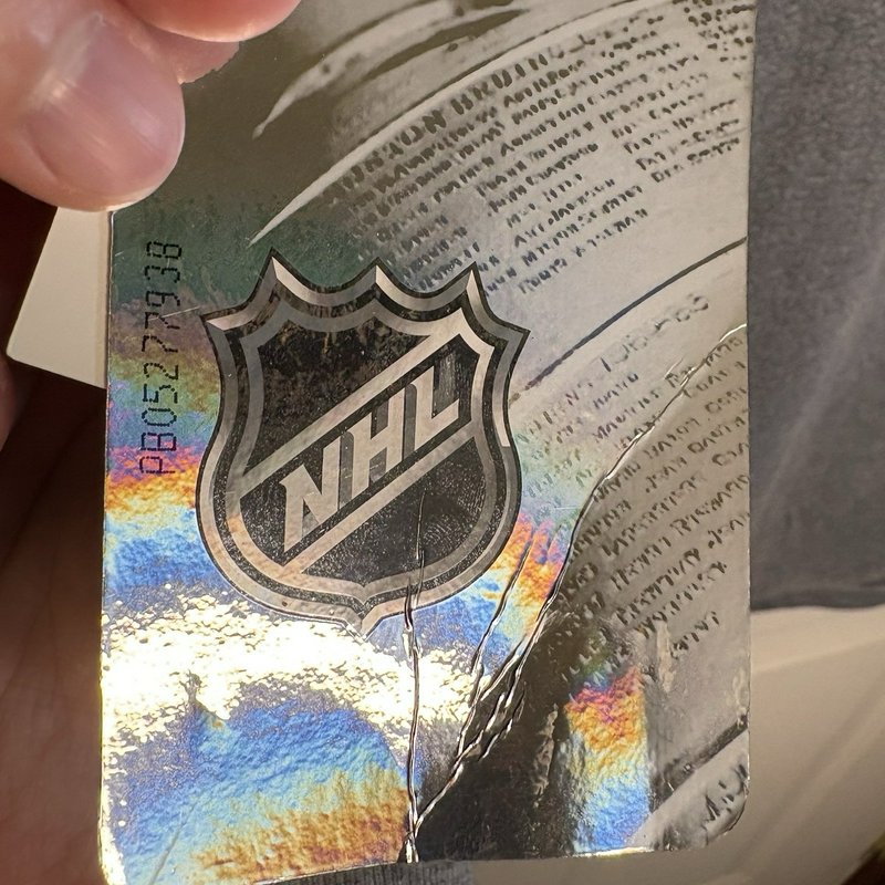 Pittsburgh Penguins Hockey Men's Gray Long Sleeve Performance Shirt Small NWT