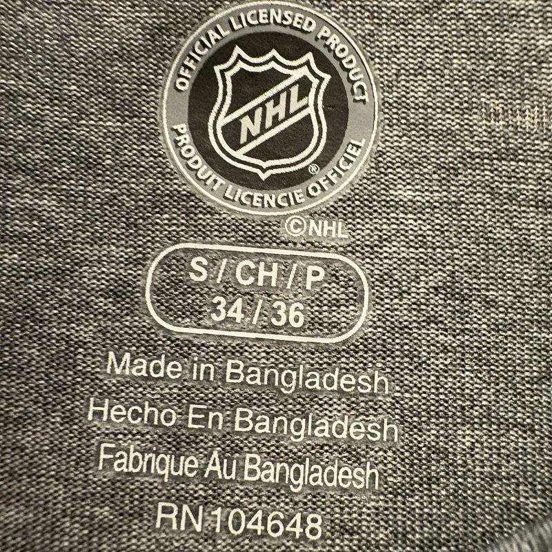 Pittsburgh Penguins Hockey Men's Gray Long Sleeve Performance Shirt Small NWT