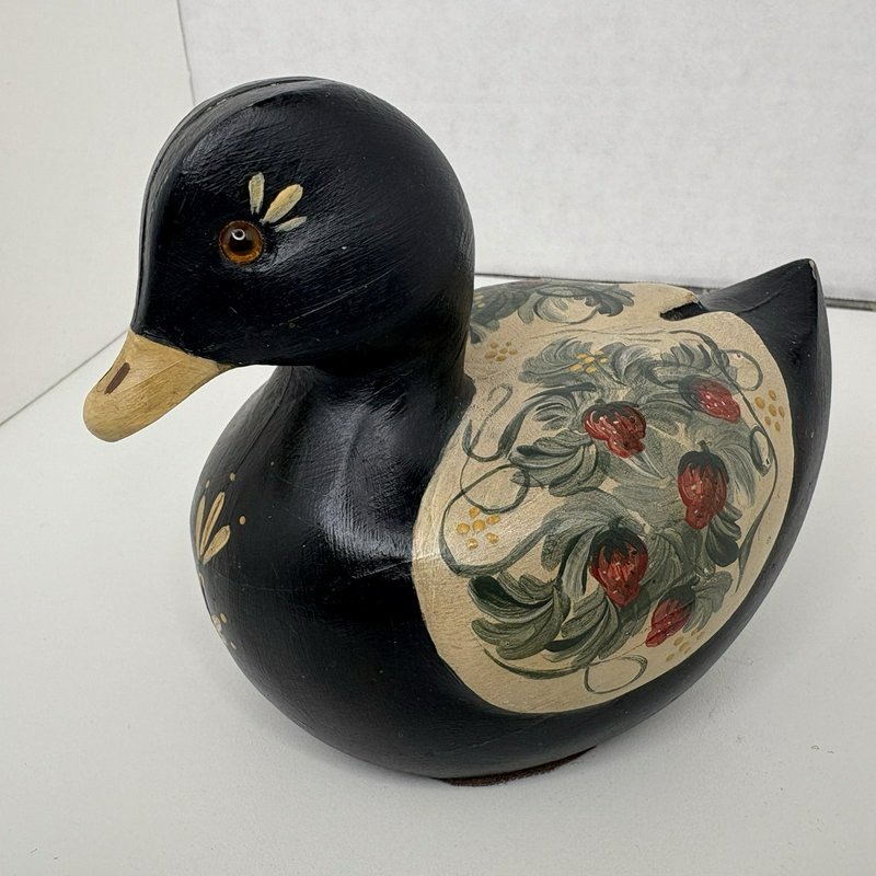 Hand Painted Folk Art Wooden Duck Black Strawberry Tole Decorative Figure 6”