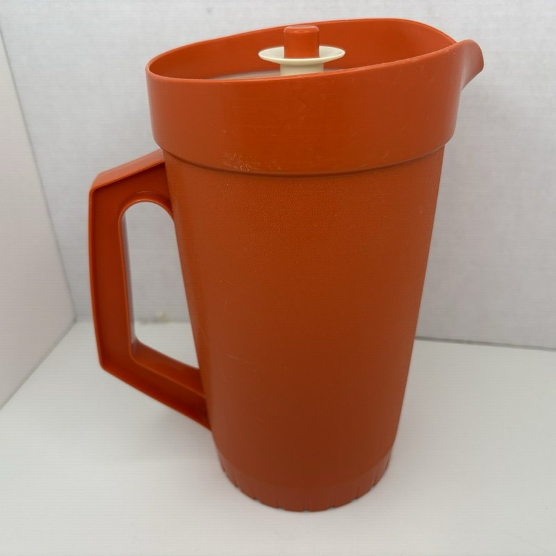 Vintage Tupperware Pitcher Condiment Set w/ spoons Jello Mold w/ inserts