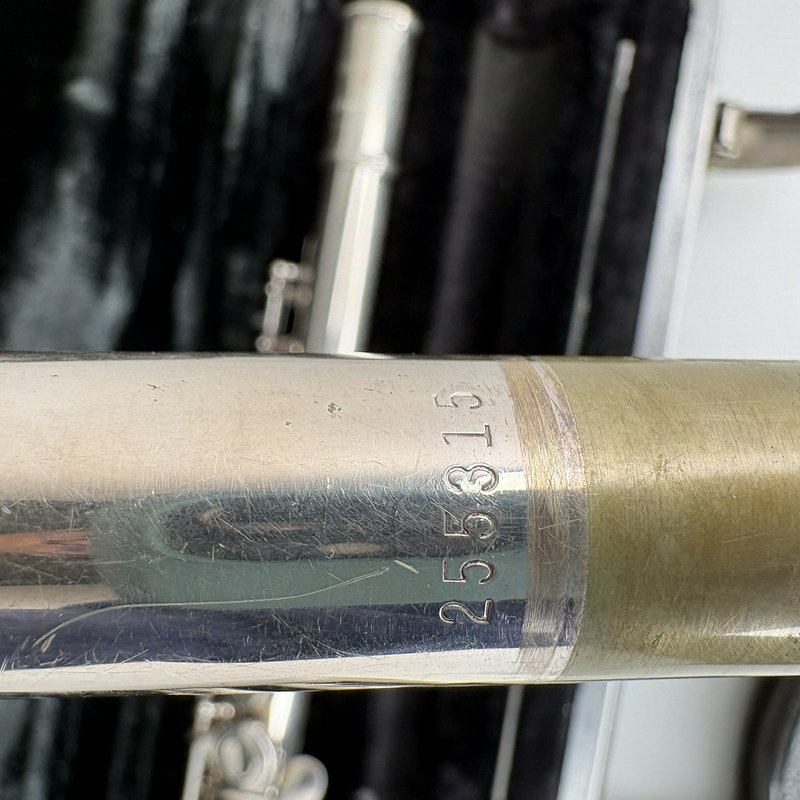 Bundy Student Flute Closed Hole Vintage Silver Tone w/ Original Hard Case