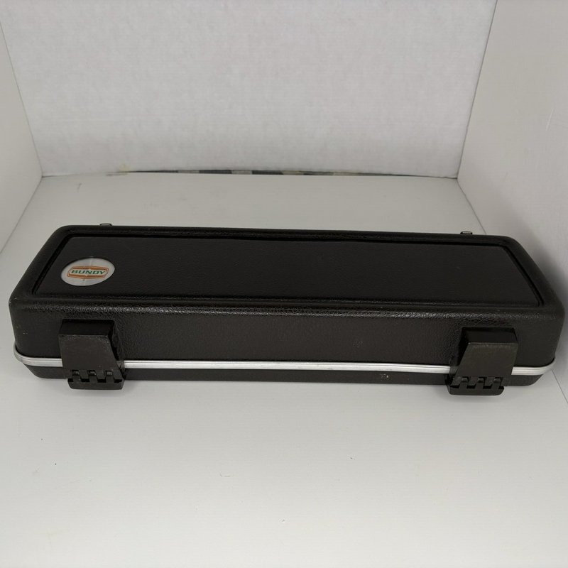 Bundy Student Flute Closed Hole Vintage Silver Tone w/ Original Hard Case