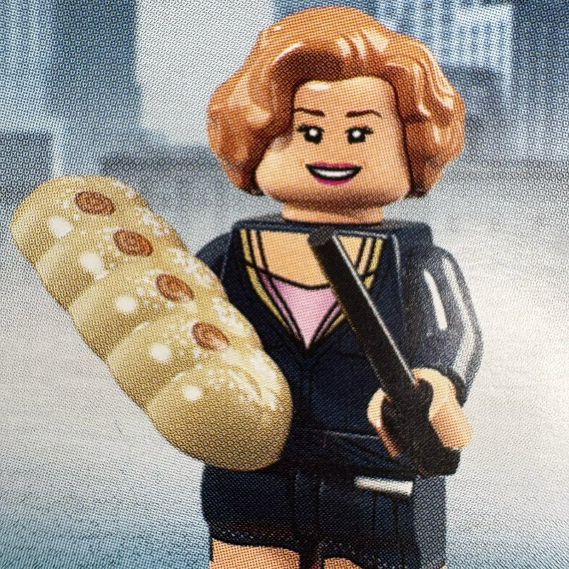 LEGO 71022 – Queenie Goldstein Minifigure – Factory Sealed Blind Bag