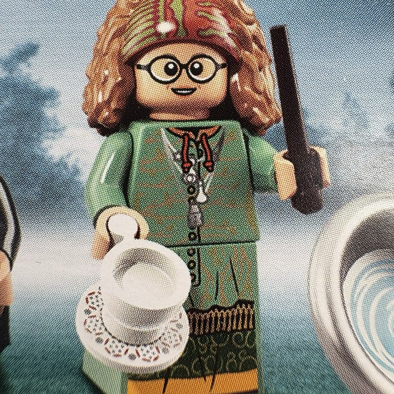 LEGO 71022 – Professor Trelawney Minifigure – Factory Sealed Blind Bag