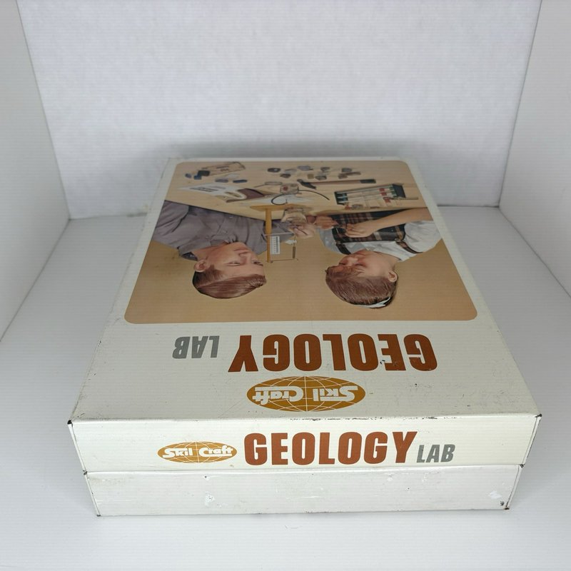 Complete 1960s Skil-Craft Geology Lab Metal Case Set Minerals Fossils & Balance