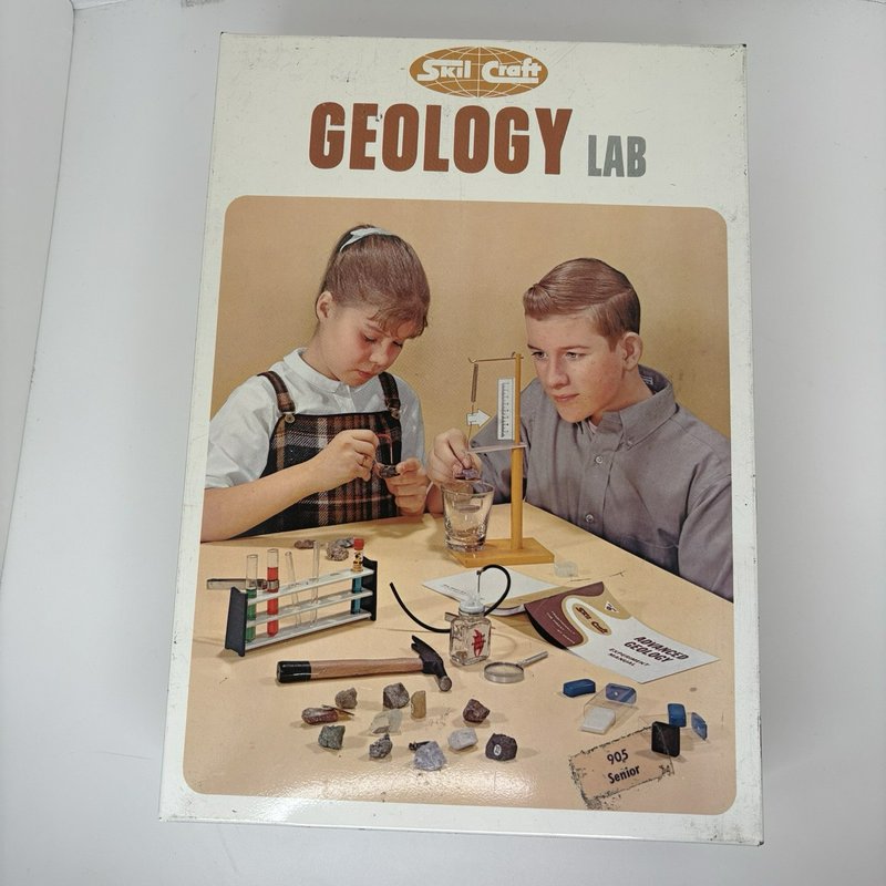 Complete 1960s Skil-Craft Geology Lab Metal Case Set Minerals Fossils & Balance