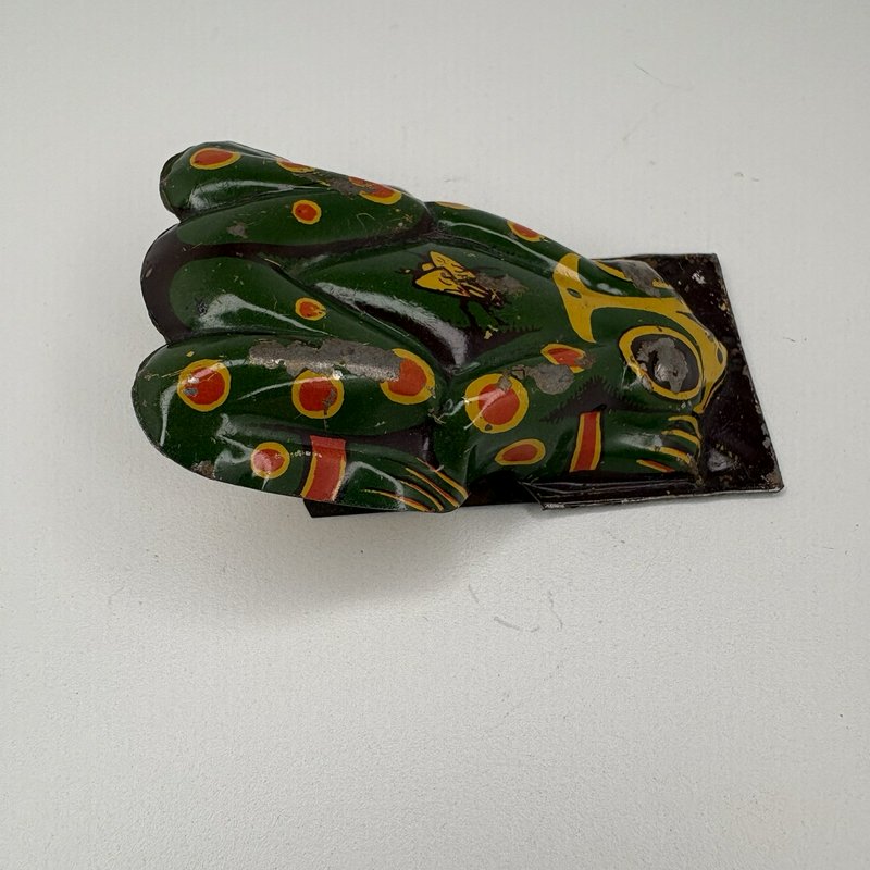 Vintage Large Tin Frog Clicker Toy Lithograph Noisemaker