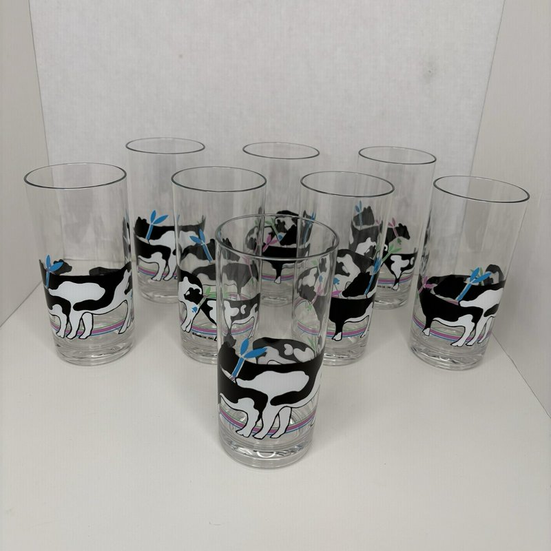 Vintage Oneida Cow Plastic Tumbler Set of 8 Clear Farmhouse Cups 1987