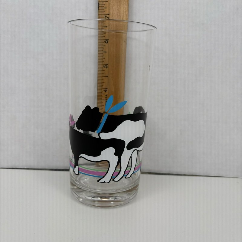 Vintage Oneida Cow Plastic Tumbler Set of 8 Clear Farmhouse Cups 1987