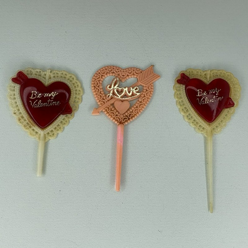 Vintage Valentine Plastic Candy Set Heart Container Nut Baskets Cupcake Picks