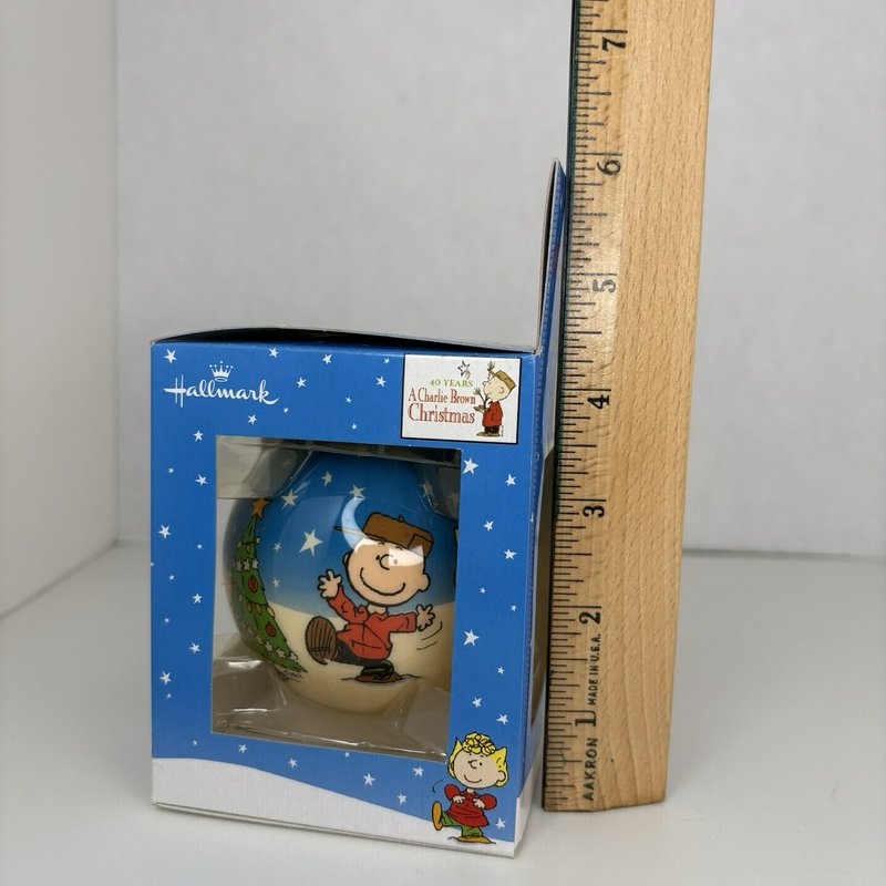 Hallmark Peanuts "A Charlie Brown Christmas" 40th Anniversary Ornament w/ Box