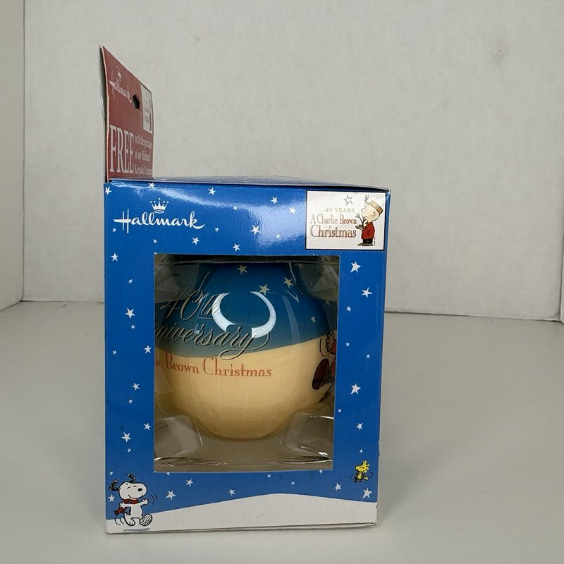 Hallmark Peanuts "A Charlie Brown Christmas" 40th Anniversary Ornament w/ Box