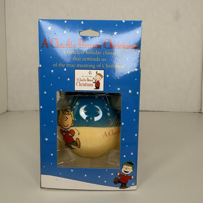 Hallmark Peanuts "A Charlie Brown Christmas" 40th Anniversary Ornament w/ Box