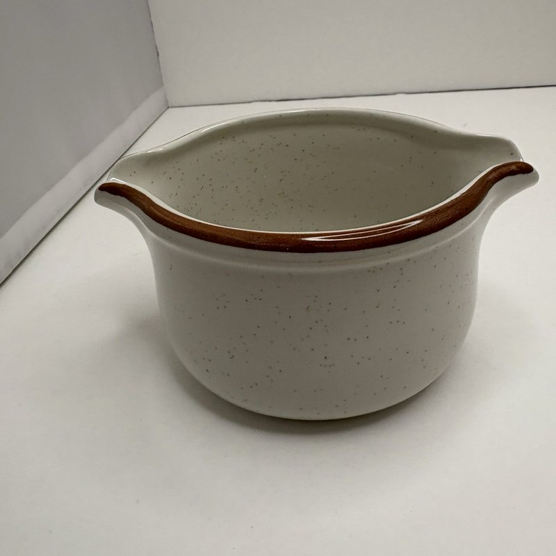 Imperial Stoneware H-1000 Countryside Creamer & Melting Bowl Japan