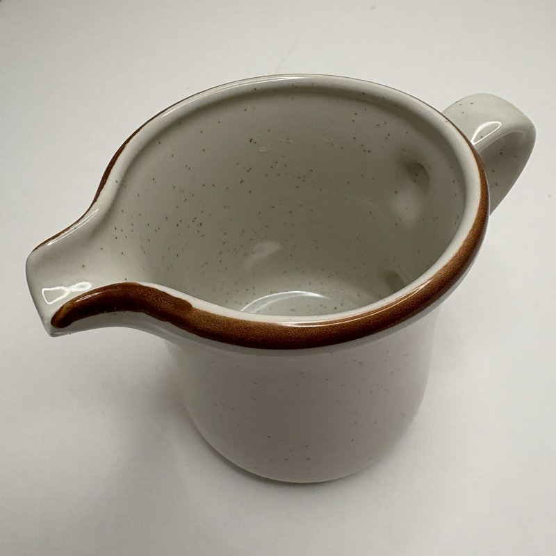 Imperial Stoneware H-1000 Countryside Creamer & Melting Bowl Japan