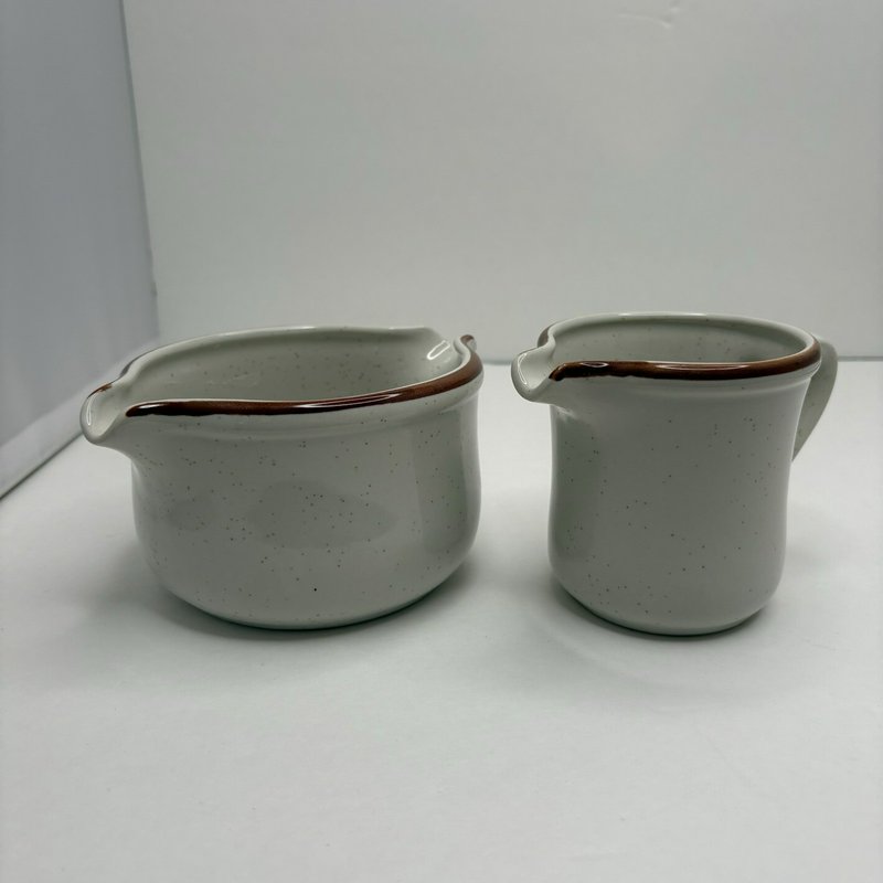 Imperial Stoneware H-1000 Countryside Creamer & Melting Bowl Japan