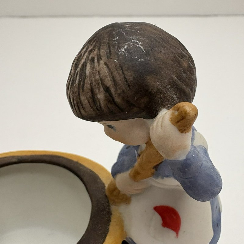 Hershey’s Sharing the Good Things Fudge Figurine Candle Holder JH Schuler