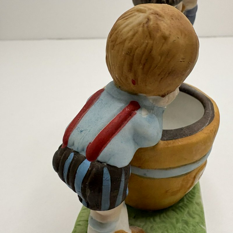 Hershey’s Sharing the Good Things Fudge Figurine Candle Holder JH Schuler