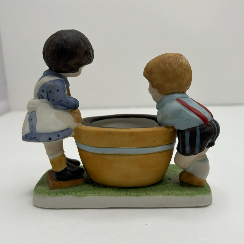 Hershey’s Sharing the Good Things Fudge Figurine Candle Holder JH Schuler