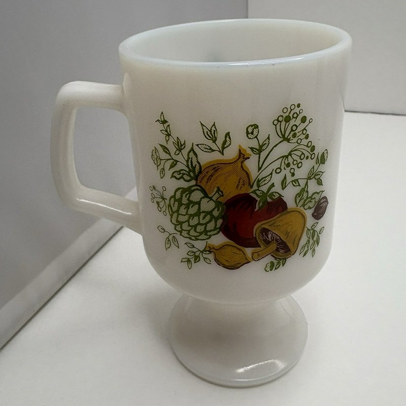 Vintage Pyrex Spice of Life Canister w Lid & 2 CorningWare Mugs