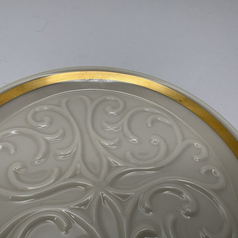 Lenox Seville 6.25” Ivory Embossed Trinket Dish Gold Trim