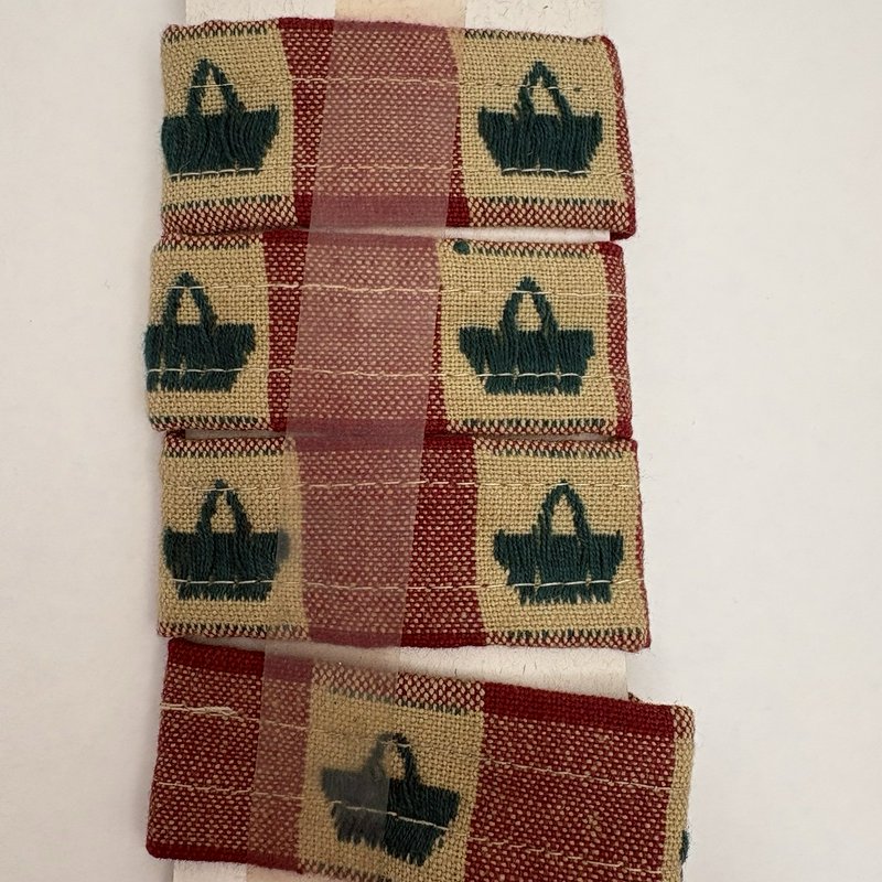 Longaberger Homestead Napkin Rings 8pc Red Basket Fabric Wood Button