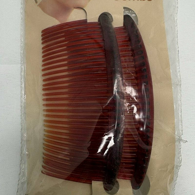 Vintage Holdette Combs NOS Brown Amber Lucite Sealed Card USA