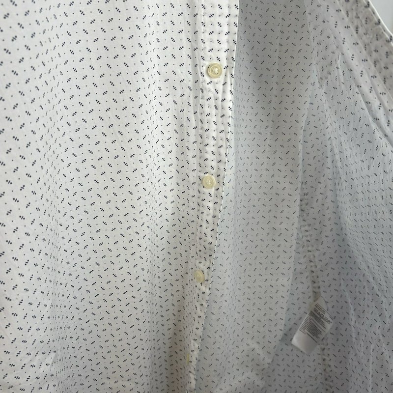 Banana Republic L Organic Cotton Untucked Fit Shirt White Micro Print