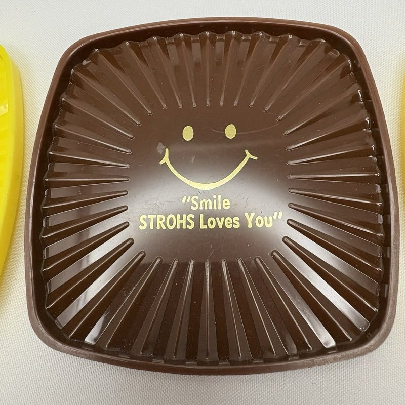 Vintage Stroh’s Beer Smiley Face Coasters Yellow Brown Plastic Set of 3 Bar