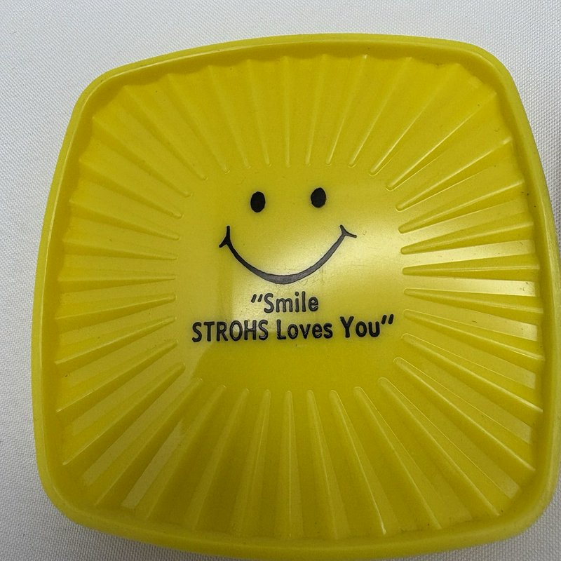 Vintage Stroh’s Beer Smiley Face Coasters Yellow Brown Plastic Set of 3 Bar