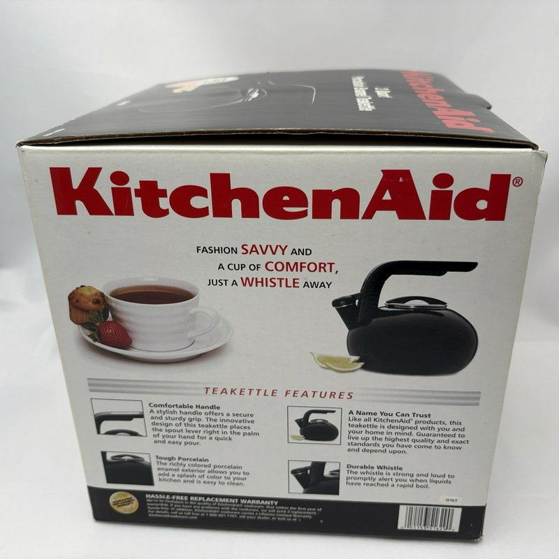 KitchenAid 2 Qt Black Porcelain Enamel Whistling Tea Kettle Model 51629 w/ Box