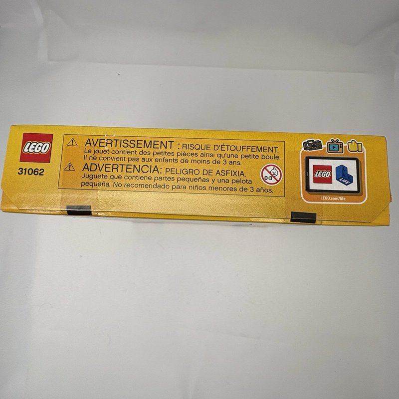 LEGO Creator Robo Explorer 31062 3-in-1 Robot Set Light Brick Sealed Box