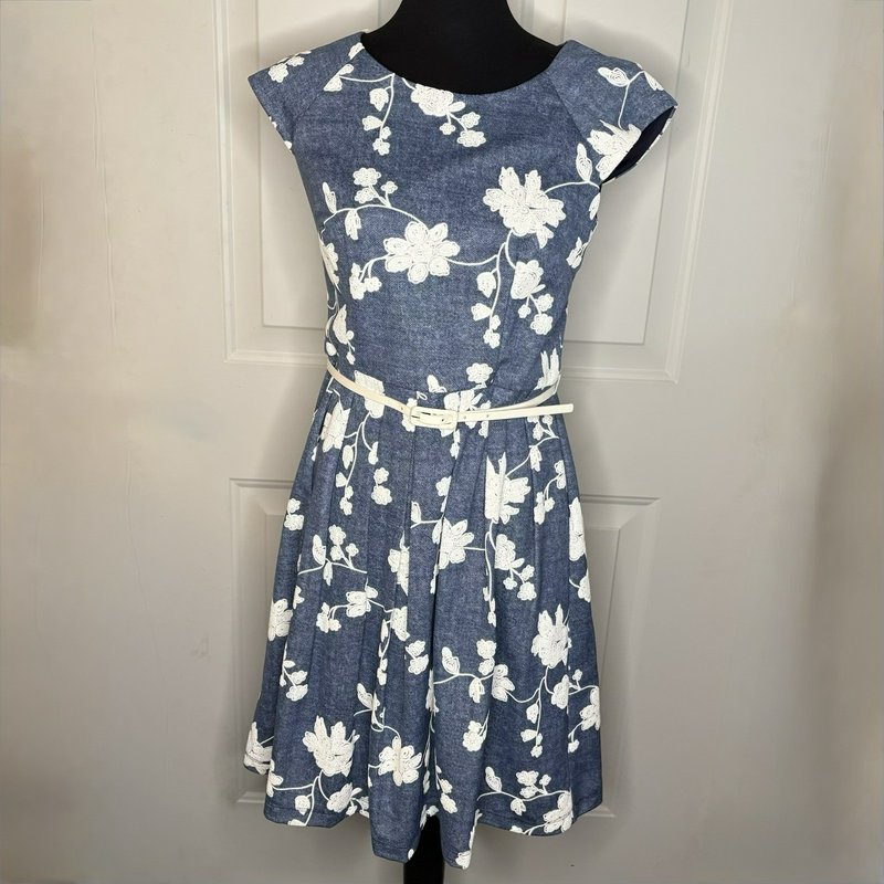 Rabbit Rabbit Designs Dress Womens 8 Blue White Embroidered Floral Belted Lined