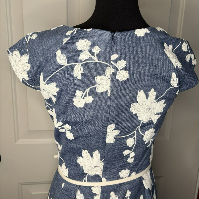 Rabbit Rabbit Designs Dress Womens 8 Blue White Embroidered Floral Belted Lined