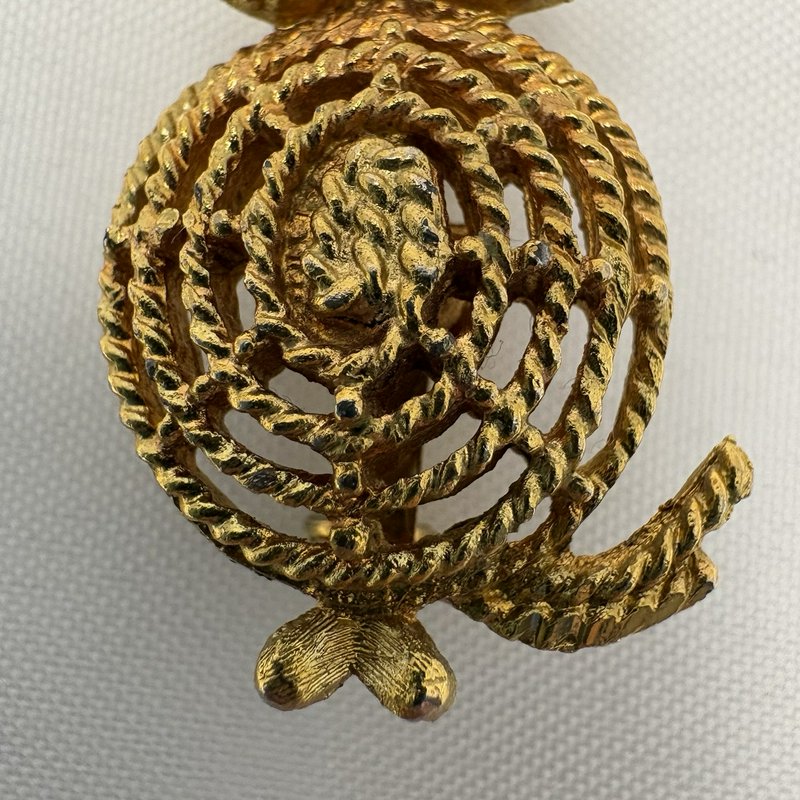 Vintage Mamselle Bunny Rabbit Gold Tone Brooch Rope Cutout Figural Pin